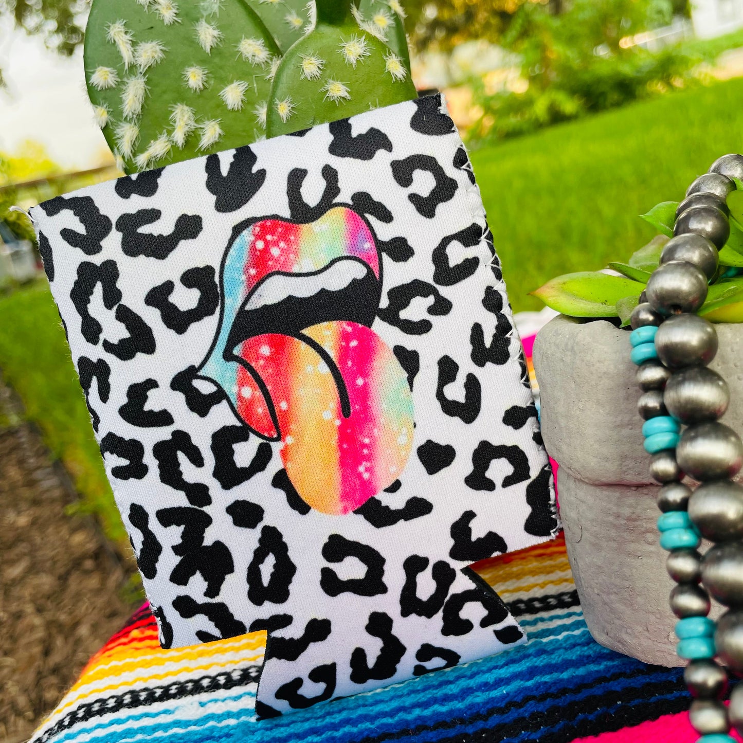 RC34 Snow Leopard Rainbow Tongue