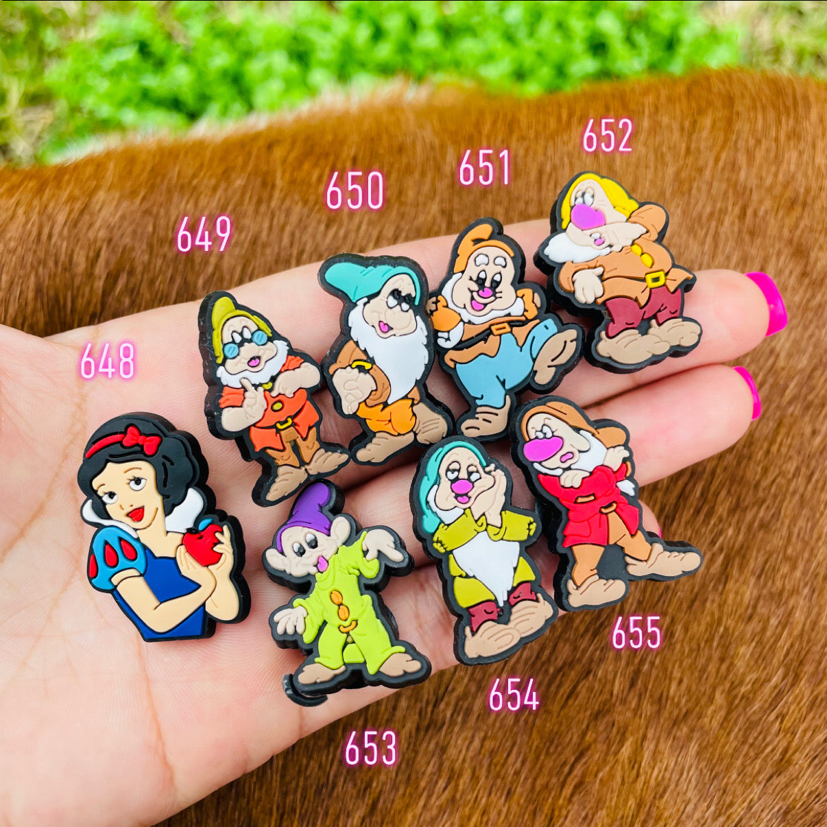 Snow White And The 7 Dwarfs Charms