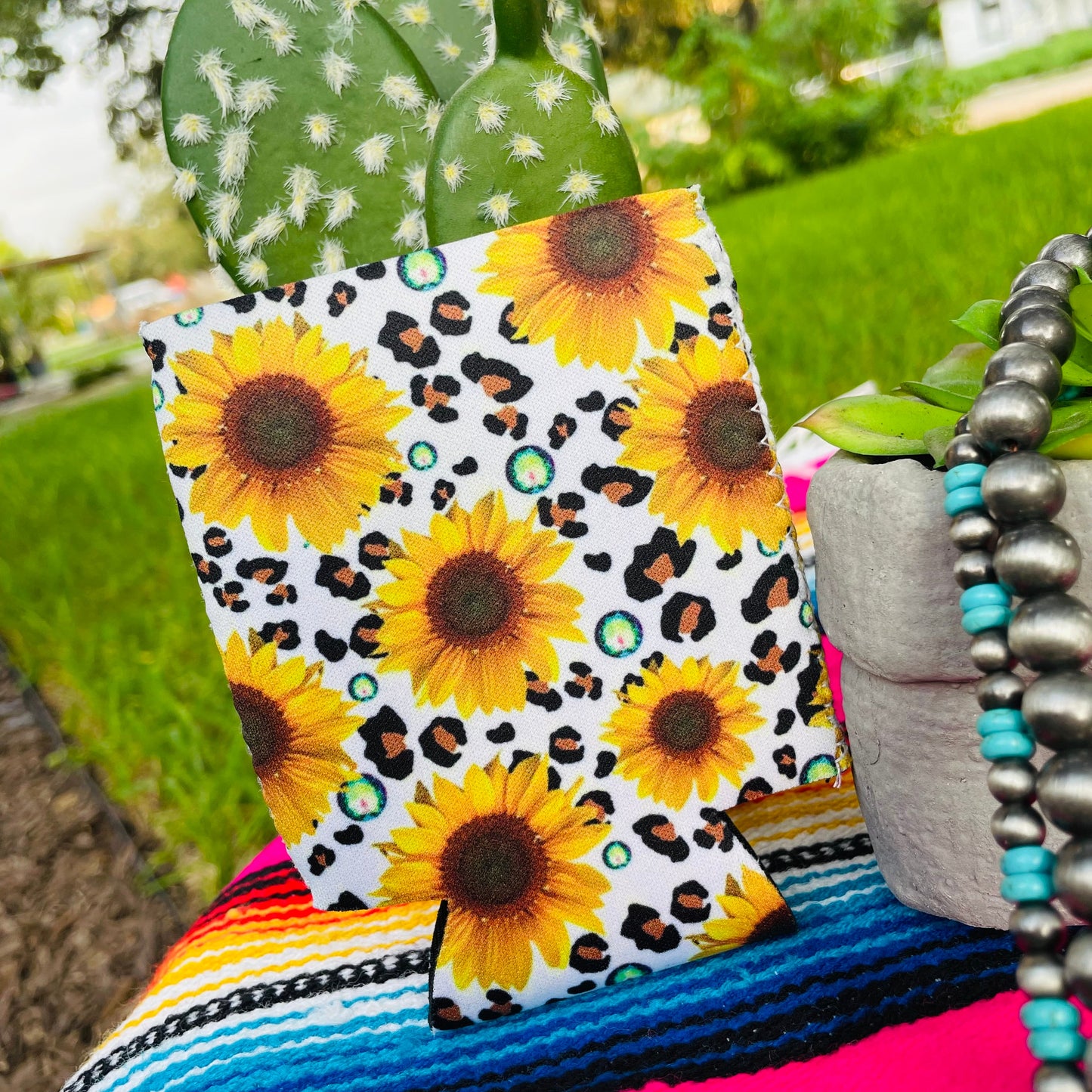 RC28 Snow Leopard Sunflower